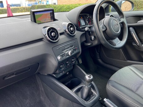 Audi A1 1.0 TFSI Sport Euro 6 (s/s) 3dr (Nav) 54
