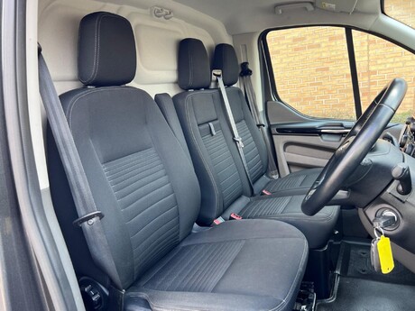 Ford Transit Custom 2.0 320 EcoBlue Limited Auto L1 H1 Euro 6 (s/s) 5dr 16
