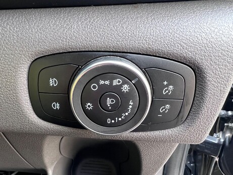 Ford Transit Custom 2.0 320 EcoBlue Limited Auto L1 H1 Euro 6 (s/s) 5dr 38
