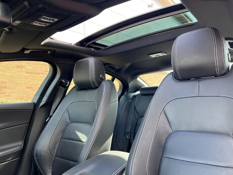 Jaguar XE 2.0 GTDi R-Sport Auto Euro 6 (s/s) 4dr 34