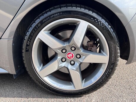 Jaguar XE 2.0 GTDi R-Sport Auto Euro 6 (s/s) 4dr 46