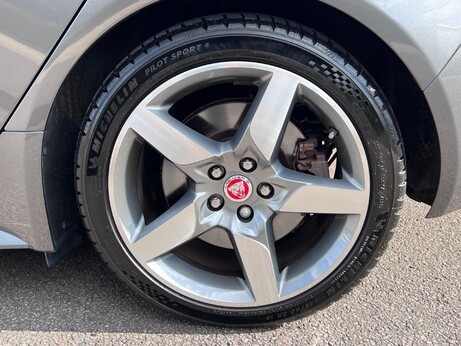 Jaguar XE 2.0 GTDi R-Sport Auto Euro 6 (s/s) 4dr 42