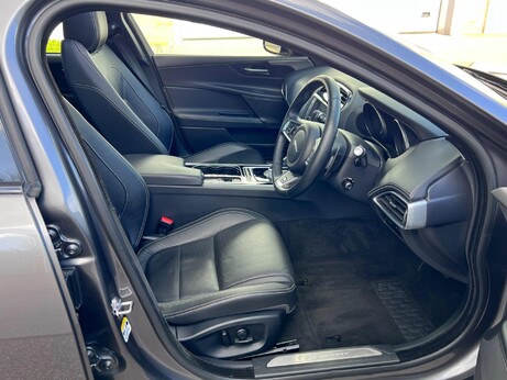 Jaguar XE 2.0 GTDi R-Sport Auto Euro 6 (s/s) 4dr 11