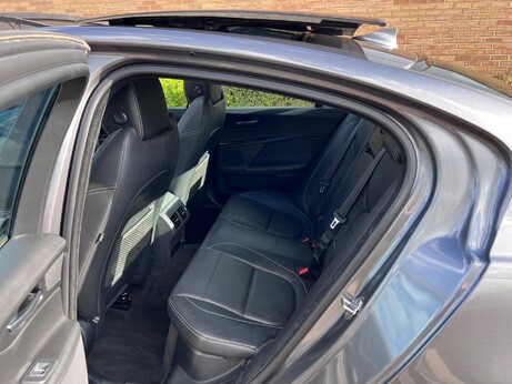 Jaguar XE 2.0 GTDi R-Sport Auto Euro 6 (s/s) 4dr 28