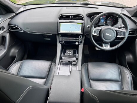 Jaguar F-Pace 2.0 D180 R-Sport Auto AWD Euro 6 (s/s) 5dr 61