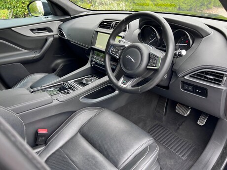 Jaguar F-Pace 2.0 D180 R-Sport Auto AWD Euro 6 (s/s) 5dr 62