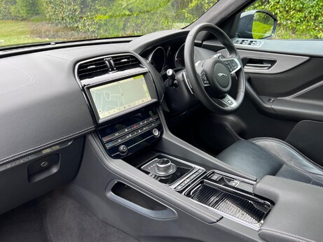 Jaguar F-Pace 2.0 D180 R-Sport Auto AWD Euro 6 (s/s) 5dr 59