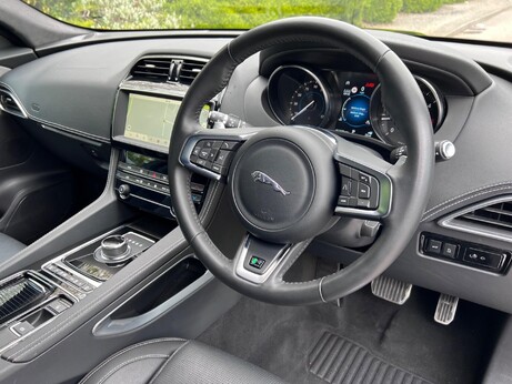 Jaguar F-Pace 2.0 D180 R-Sport Auto AWD Euro 6 (s/s) 5dr 64