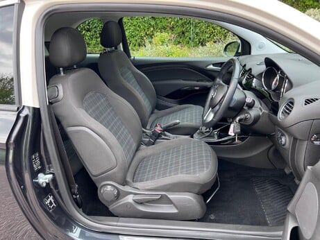 Vauxhall Adam 1.4 16v GLAM Euro 5 3dr 40