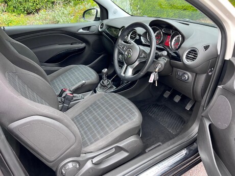 Vauxhall Adam 1.4 16v GLAM Euro 5 3dr 46