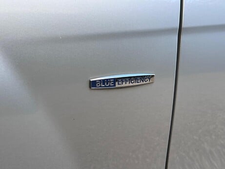 Mercedes-Benz C Class 2.1 C220 CDI BlueEfficiency Elegance Auto Euro 5 4dr 56