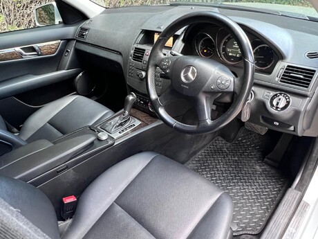 Mercedes-Benz C Class 2.1 C220 CDI BlueEfficiency Elegance Auto Euro 5 4dr 14