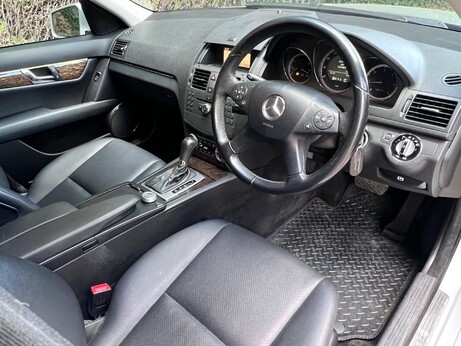 Mercedes-Benz C Class 2.1 C220 CDI BlueEfficiency Elegance Auto Euro 5 4dr 10