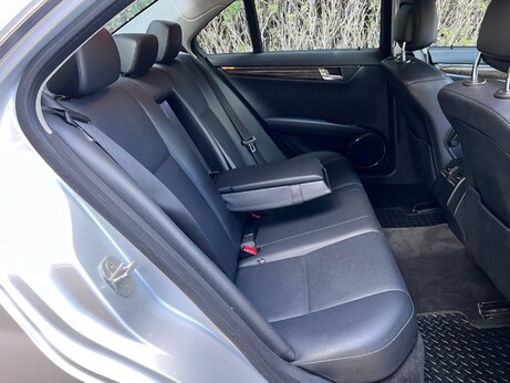 Mercedes-Benz C Class 2.1 C220 CDI BlueEfficiency Elegance Auto Euro 5 4dr 20