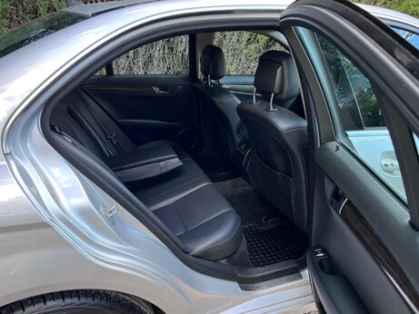 Mercedes-Benz C Class 2.1 C220 CDI BlueEfficiency Elegance Auto Euro 5 4dr 22