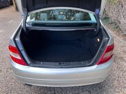 Mercedes-Benz C Class 2.1 C220 CDI BlueEfficiency Elegance Auto Euro 5 4dr 27
