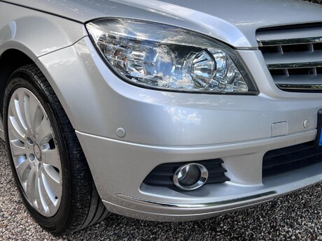 Mercedes-Benz C Class 2.1 C220 CDI BlueEfficiency Elegance Auto Euro 5 4dr 40