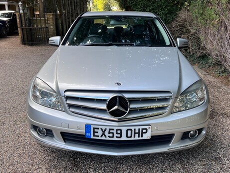 Mercedes-Benz C Class 2.1 C220 CDI BlueEfficiency Elegance Auto Euro 5 4dr 39