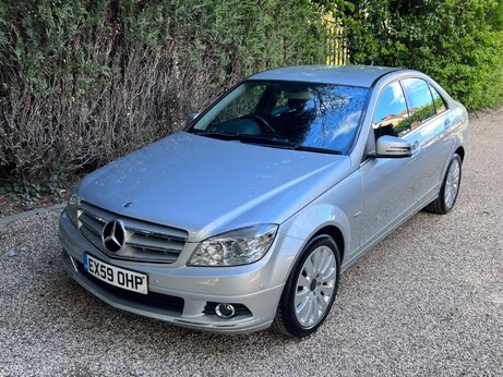 Mercedes-Benz C Class 2.1 C220 CDI BlueEfficiency Elegance Auto Euro 5 4dr 40