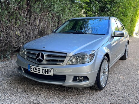 Mercedes-Benz C Class 2.1 C220 CDI BlueEfficiency Elegance Auto Euro 5 4dr 45