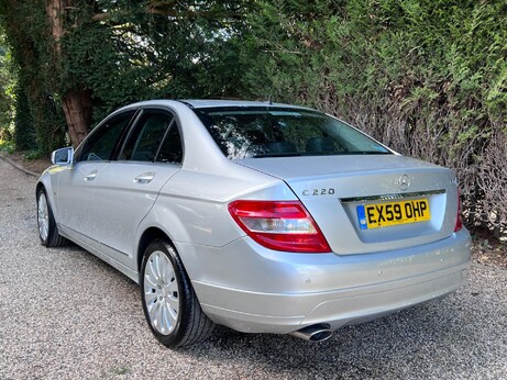 Mercedes-Benz C Class 2.1 C220 CDI BlueEfficiency Elegance Auto Euro 5 4dr 45