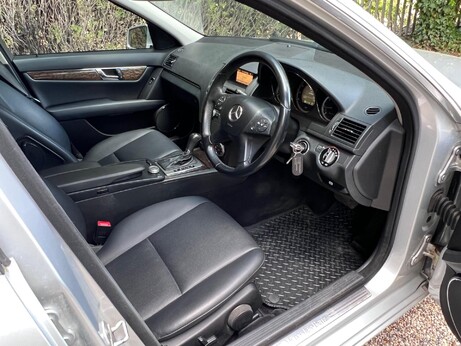 Mercedes-Benz C Class 2.1 C220 CDI BlueEfficiency Elegance Auto Euro 5 4dr 50