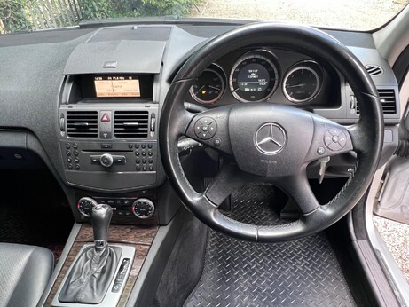 Mercedes-Benz C Class 2.1 C220 CDI BlueEfficiency Elegance Auto Euro 5 4dr 54