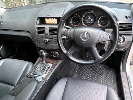 Mercedes-Benz C Class 2.1 C220 CDI BlueEfficiency Elegance Auto Euro 5 4dr 55