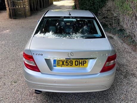 Mercedes-Benz C Class 2.1 C220 CDI BlueEfficiency Elegance Auto Euro 5 4dr 8