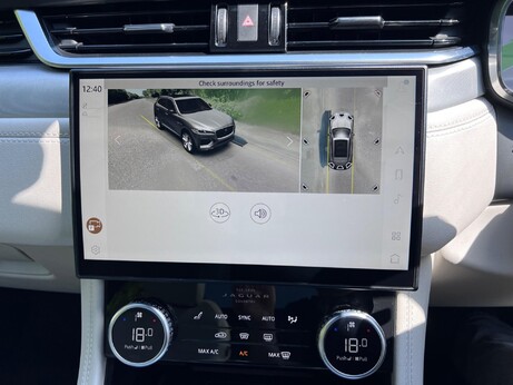 Jaguar F-Pace 2.0 D200 MHEV R-Dynamic SE Auto AWD Euro 6 (s/s) 5dr 17