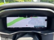 Jaguar F-Pace 2.0 D200 MHEV R-Dynamic SE Auto AWD Euro 6 (s/s) 5dr 23