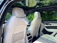 Jaguar F-Pace 2.0 D200 MHEV R-Dynamic SE Auto AWD Euro 6 (s/s) 5dr 27