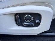 Jaguar F-Pace 2.0 D200 MHEV R-Dynamic SE Auto AWD Euro 6 (s/s) 5dr 38
