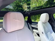 Jaguar F-Pace 2.0 D200 MHEV R-Dynamic SE Auto AWD Euro 6 (s/s) 5dr 44