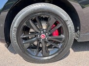 Jaguar F-Pace 2.0 D200 MHEV R-Dynamic SE Auto AWD Euro 6 (s/s) 5dr 46