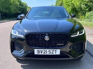 Jaguar F-Pace 2.0 D200 MHEV R-Dynamic SE Auto AWD Euro 6 (s/s) 5dr 51