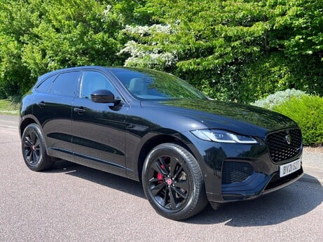 Jaguar F-Pace 2.0 D200 MHEV R-Dynamic SE Auto AWD Euro 6 (s/s) 5dr 49