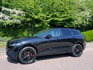 Jaguar F-Pace 2.0 D200 MHEV R-Dynamic SE Auto AWD Euro 6 (s/s) 5dr 56