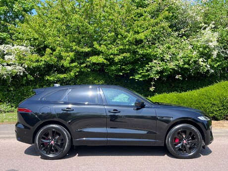 Jaguar F-Pace 2.0 D200 MHEV R-Dynamic SE Auto AWD Euro 6 (s/s) 5dr 2