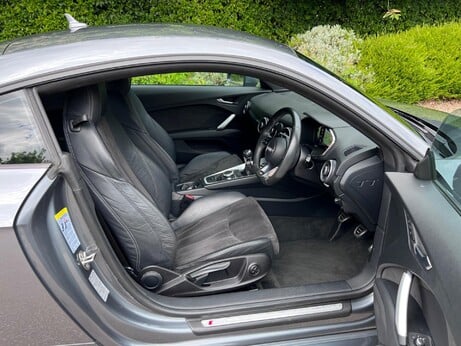 Audi TT 2.0 TFSI S line Euro 6 (s/s) 3dr 13