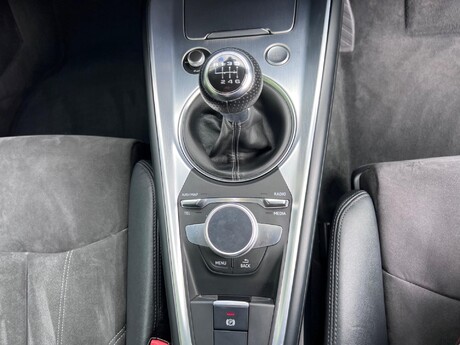 Audi TT 2.0 TFSI S line Euro 6 (s/s) 3dr 52