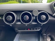 Audi TT 2.0 TFSI S line Euro 6 (s/s) 3dr 23