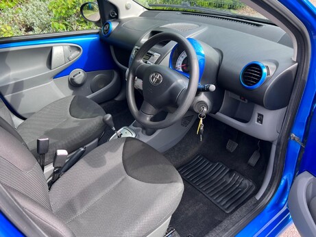Toyota Aygo 1.0 VVT-i Blue MultiMode Euro 4 5dr 11