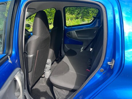 Toyota Aygo 1.0 VVT-i Blue MultiMode Euro 4 5dr 21