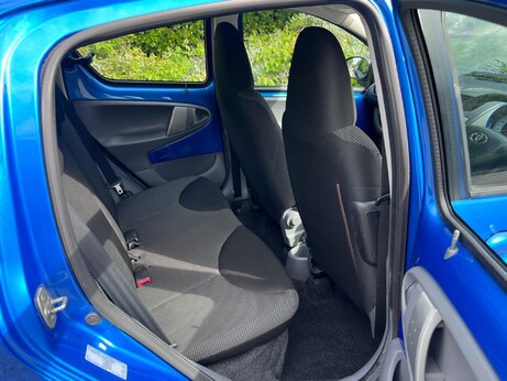 Toyota Aygo 1.0 VVT-i Blue MultiMode Euro 4 5dr 24