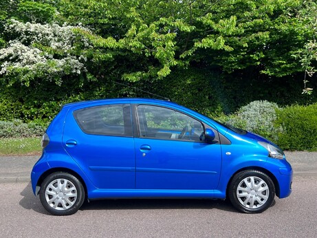 Toyota Aygo 1.0 VVT-i Blue MultiMode Euro 4 5dr 40