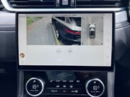 Jaguar F-Pace 2.0 D200 MHEV R-Dynamic SE Auto AWD Euro 6 (s/s) 5dr 66