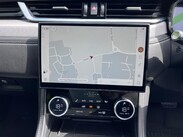 Jaguar F-Pace 2.0 D200 MHEV R-Dynamic SE Auto AWD Euro 6 (s/s) 5dr 76