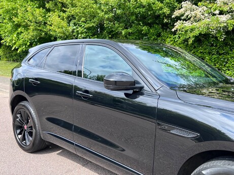 Jaguar F-Pace 2.0 D200 MHEV R-Dynamic SE Auto AWD Euro 6 (s/s) 5dr 6