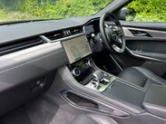 Jaguar F-Pace 2.0 D200 MHEV R-Dynamic SE Auto AWD Euro 6 (s/s) 5dr 23